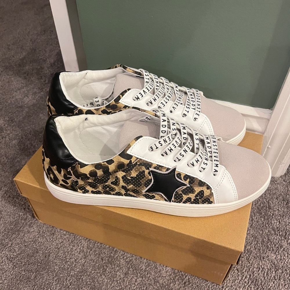 Steve Madden Amalfi Leopard Sneakers 9.5 NWT - Picture 2 of 6